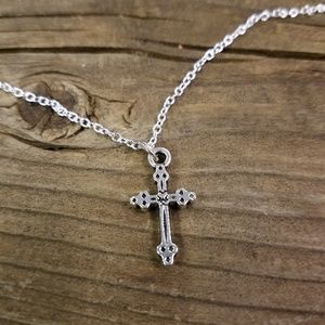 Nwot Silver Cross Necklace